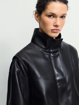 Куртка оверсайз из искусственной кожи / Zarina фото 9