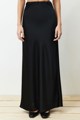 TRENDYOLMILLA Siyah Saten Bal?k Shape Maxi Boy Dokuma Etek TWOSS24ET00120  фото 4