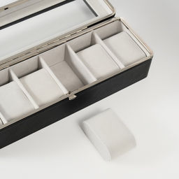 Шкатулка для часов 6 отделений «Чёрная», искусственная кожа, 9.5×30.5×8 см