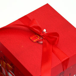 Коробка подарочная новогодняя складная «Игрушки» 15×15×15 см