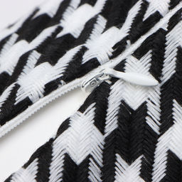 Наволочка декоративная Этель Trend 43х43 см , цвет черный, 100 % полиэстер  фото 3