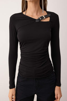 Siyah Aksesuar Detayl? Asimetrik Yaka Orme Party Bluz TPRAW26BZ00030 - Trendyolmilla фото 3