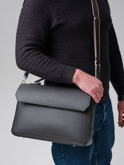 Мужская кожаная сумка Levi DBR 7115 темный лес