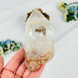 Кристалл из Горного Хрусталя на подставке