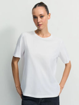 Базовая футболка из хлопка / Zarina