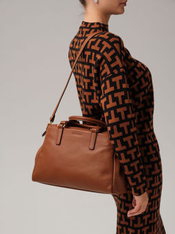 Кожаная сумка Deboro 3358 фундук