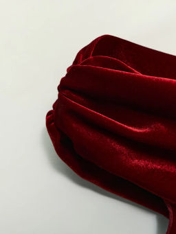 Асимметричный топ из бархата / Zarina