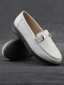 06-DYL121-2 MILK Туфли женские (натуральная кожа)