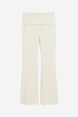 Pantalon acampanado de punto