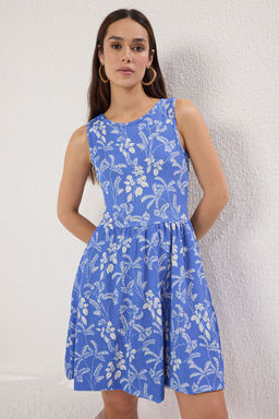 TRENDYOLMILLA Mavi Bask?l? Burumcuk S?f?r Kol Bisiklet Yaka Balon Etekli Mini Orme Elbise TWOSS25EL00219  фото 9