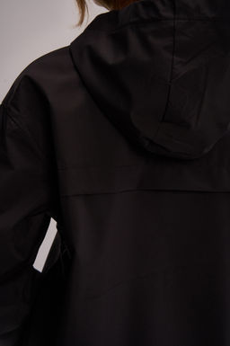 Ветровка Черный