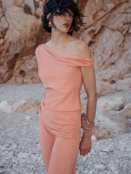 ЕМКА / Топ со сборкой из тенсела