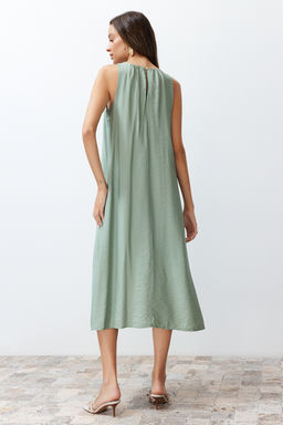 Haki Genis Kesim Yakas? Buzgu Detayl? Midi Aerobin Dokuma Elbise TWOSS24EL00609 - Trendyolmilla фото 6