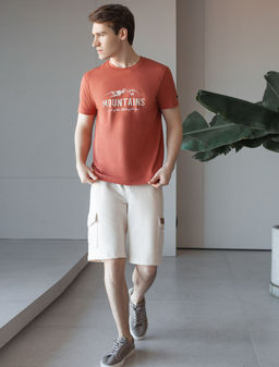 Футболка из премиального хлопка с авторским принтом