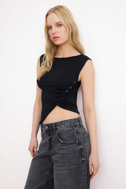 Siyah Fitted/Vucuda Oturan Kay?k Yaka Dugmeli Crop Yumusak Orme Bluz TWOSS26BZ00153