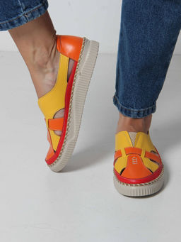 Слипоны 116.2500be. Желтый оранжевый красный