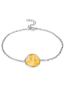 Нежный лёгкий браслет, украшенный медовым янтарём с резьбой Луна