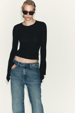 T-SHIRT WITH RUFFLE SLEEVES - Zara фото 2