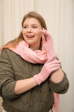 Перчатки из полиэстера с бархатистой поверхностью