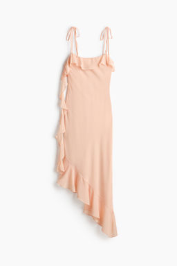 Vestido de volantes con tirantes de lazo