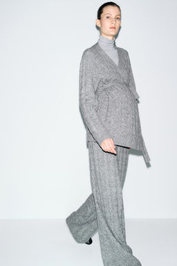MAMA Pantalon en punto trenzado Before & After