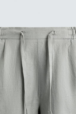 BERMUDA RELAXED FIT 100% LINO / Gris claro