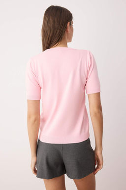 Trendyolmilla Ekru Kalp Cut Out/Pencere Detayl? Tasl? Triko Bluz TWOSS25BZ00541