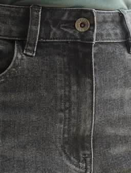 Джинсы прямые Regular fit с декоративной стиркой из эластичного денима - Vilatte фото 4