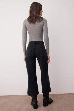 Siyah Yuksek Bel Pacas? Kesikli Comfort Culotte Jeans TWOAW26JE00048 - Trendyolmilla фото 4