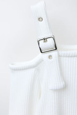RIBBED T-SHIRT WITH BUCKLES - Zara фото 3