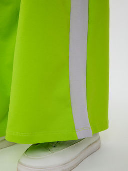 Костюм спортивный