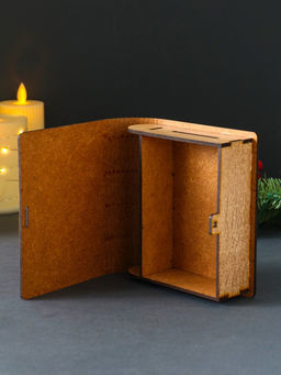 Новогодняя копилка-книга для денег Лошадка: Богатства, 14?12?5 см