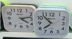 Будильник 8х3,7х8,2 см / 6623 /уп 200/