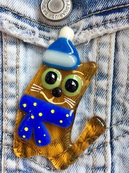 Брошь Кот в шапке