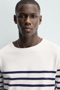 CAMISETA JACQUARD RAYAS RELAXED FIT / rayas - Zara фото 5