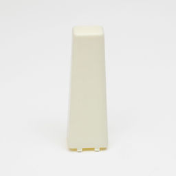 Туалет для собак 46,5 х 35,5 х 5,5 см, со стенкой, съёмной решеткой и столбиком, розовый