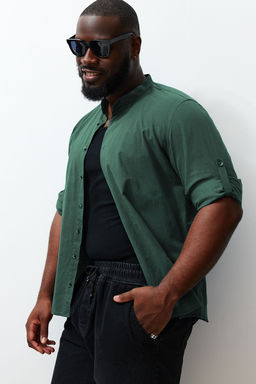 Koyu Yesil Regular Fit Rahat Hakim Yaka Basic Buyuk Beden Gomlek TMNSS23GO00093