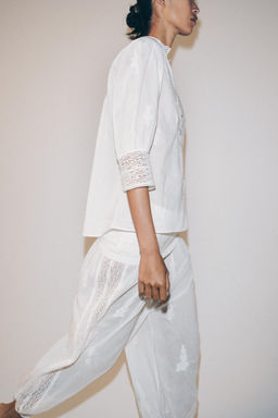 BLUSA BORDADOS ZW COLLECTION / Crudo - Zara фото 4