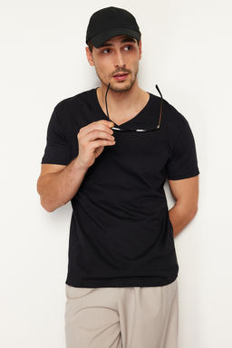 TRENDYOL MAN Siyah Regular/Normal Kesim V-Yaka Basic %100 Pamuklu T-Shirt TMNSS24TS00084 - Trendyolmilla фото 4