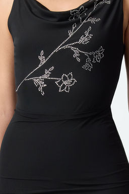 Siyah Degaje Yaka Tas Bask? Detayl? Tul Maxi Y?lbas? Abiye Gece Mezuniyet Elbisesi TPRAW25EL00046