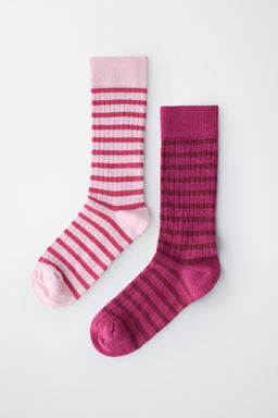 PACK DOS CALCETINES ALTOS RAYAS / Rosa - Zara фото 4