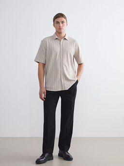 Regular Fit K?sa Kollu ?izgili Erkek G?mlek