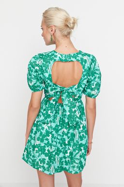 Yesil Cicekli Skater/Belden Ac?lan S?rt Detayl? Mini Dokuma Elbise TWOSS22EL2858