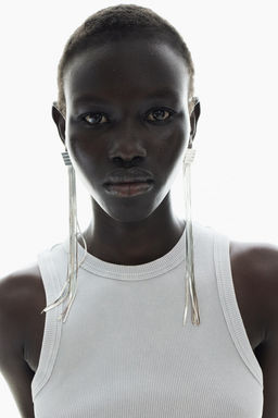 Top sin mangas en canale