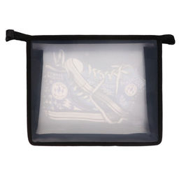 Папка для тетрадей, А5, пластиковая, 19×23×5 см «Кеды»