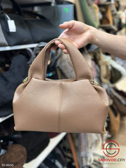 Сумка женская из эко-кожи.