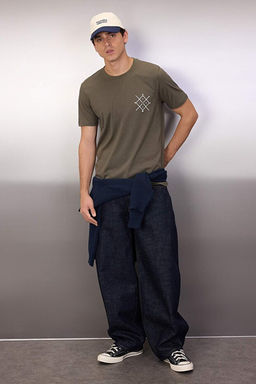 Haki Regular Fit Bisiklet Yaka K_sa Kollu Bask_l_ T-Shirt TMNSS20TS0984