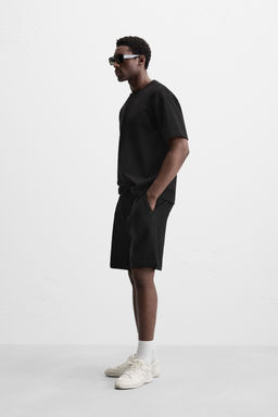 TEXTURED RELAXED FIT T-SHIRT