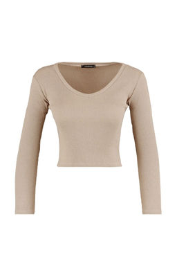 Trendyolmilla Kahverengi-Bej 2li Paket Crop Fitted/Vucuda Oturan V Yaka Fitilli Esnek Orme Bluz TWOAW22BZ0129