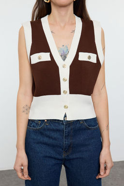 TRENDYOLMILLA Ekru Cep Detayl? V Yaka Fitted Yelek TWOAW25YE00029  фото 13